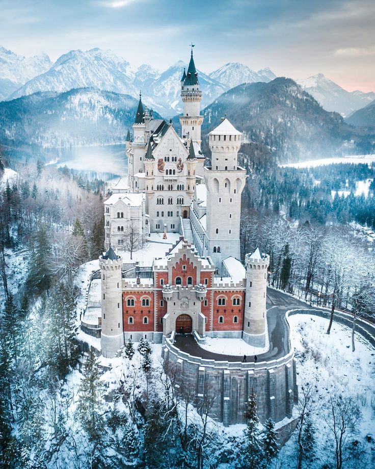 Luxury lakeside castle estate · Germany
