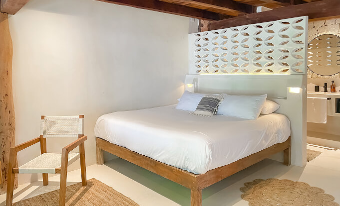 A-Room-Garden-Plus-2